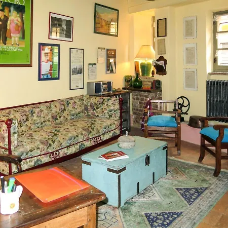 Holiday home Locazione Turistica Visconti Barbera