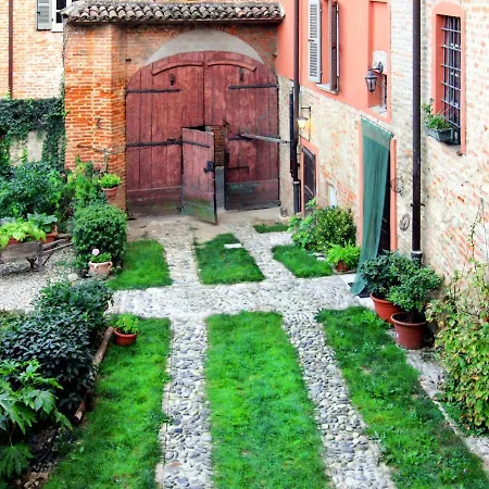 Locazione Turistica Visconti Barbera Holiday home *